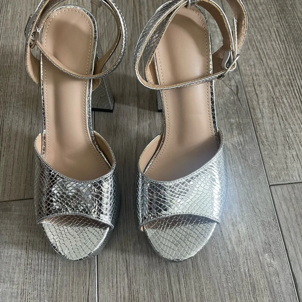 Silver Textured Heels with Ankle Straps - Picture 1 of 5